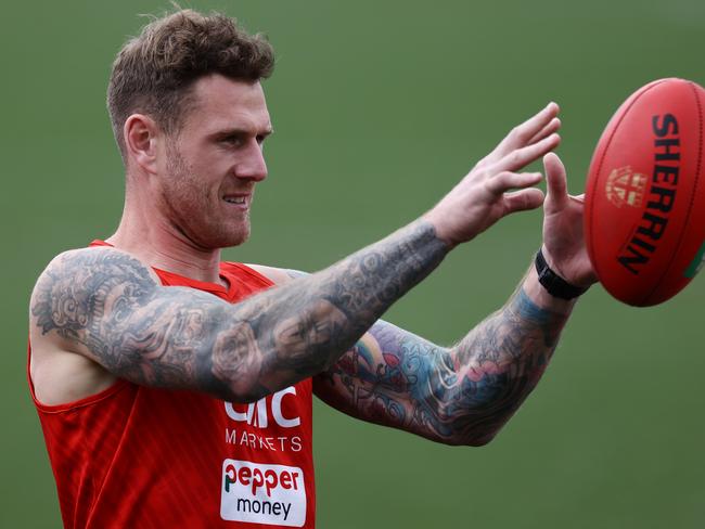 MELBOURNE, AUSTRALIA - September 4 ,2023. AFL .   Tim Membrey of the Saints during St Kilda training  session at RSEA Park, Moorabbin in Melbourne, Australia.  Photo by Michael Klein.