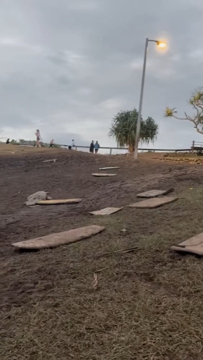 Queenslanders furious at the state of local hill following viral mudslide