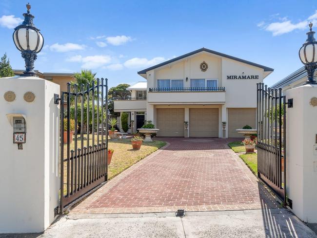 Frankston manor like something out of a time capsule