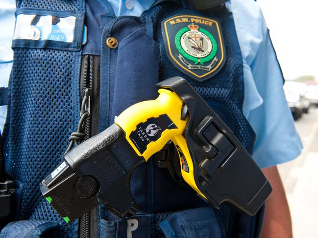 Police in operation Unite.Photo: Rob Wright / The Coffs Coast Advocate