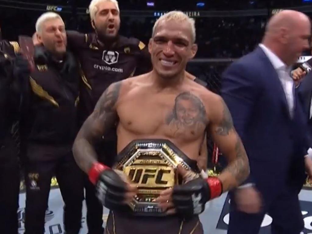 Charles Oliveira submitted Dustin Poirier to retain his belt. Picture: Main Event