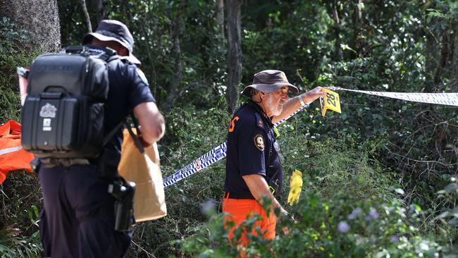 Police and Police dogs along with SES conduct a search in Good Night Scrub National Park looking for the missing 17 year old Pheobe Bishop. Pics Adam Head