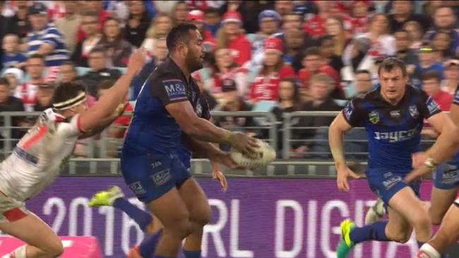 1-5: Canterbury's Tony Williams passes the ball to himself in the lead-up to the William Hopoate try.