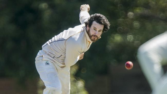 Dominic Matarazzo bowls for Richmond. Picture: Valeriu Campan