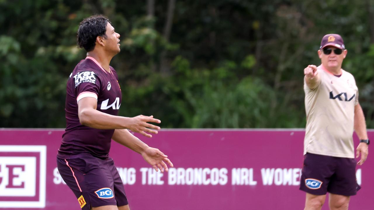 Brisbane Broncos player Selwyn Cobbo fined, disqualified from