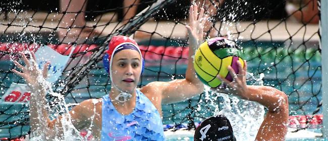 Mermaids water polo under 18 goal keeper Kate Power.  Image courtesy of Water Polo Australia