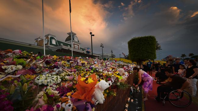 Dreamworld's candlelit vigil. Picture: Nigel Hallett