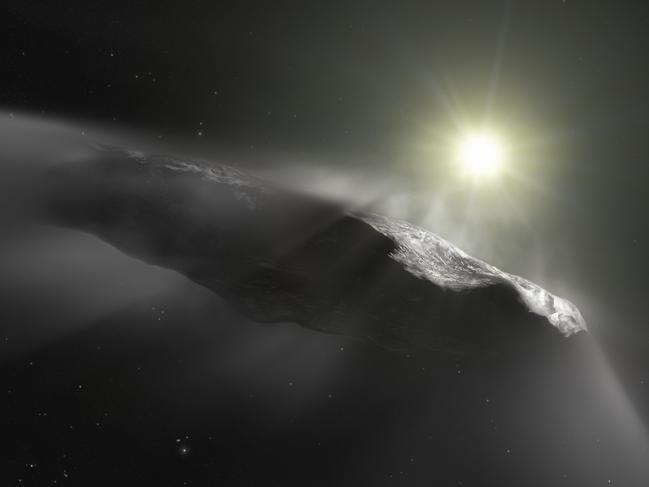 A handout image of an artist's impression released by the European Space Agency on June 27, 2018 shows  of the first interstellar object discovered in the Solar System, Oumuamua. - A scientific paper led by two researchers at Harvard University made a splash this week by claiming that a cigar-shaped rock zooming through our solar system may have been sent by aliens. The researchers noted in pre-print of the article that it was an "exotic scenario," but that "Oumuamua may be a fully operational probe sent intentionally to Earth vicinity by an alien civilization." (Photo by M. KORNMESSER / ESA/Hubble / AFP) / RESTRICTED TO EDITORIAL USE - MANDATORY CREDIT "AFP PHOTO / ESA / Hubble / NASA / ESO / M. Kornmesser" - NO MARKETING NO ADVERTISING CAMPAIGNS - DISTRIBUTED AS A SERVICE TO CLIENTS