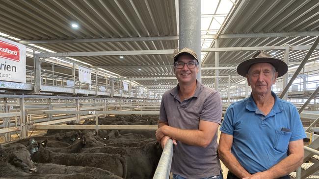 Stephen and Colin Parker from Glencoe at Holbrook, NSW, were the major vendors at the Wodonga store cattle sale and sold steer weaners to a top of $1450 and to 540c/kg.