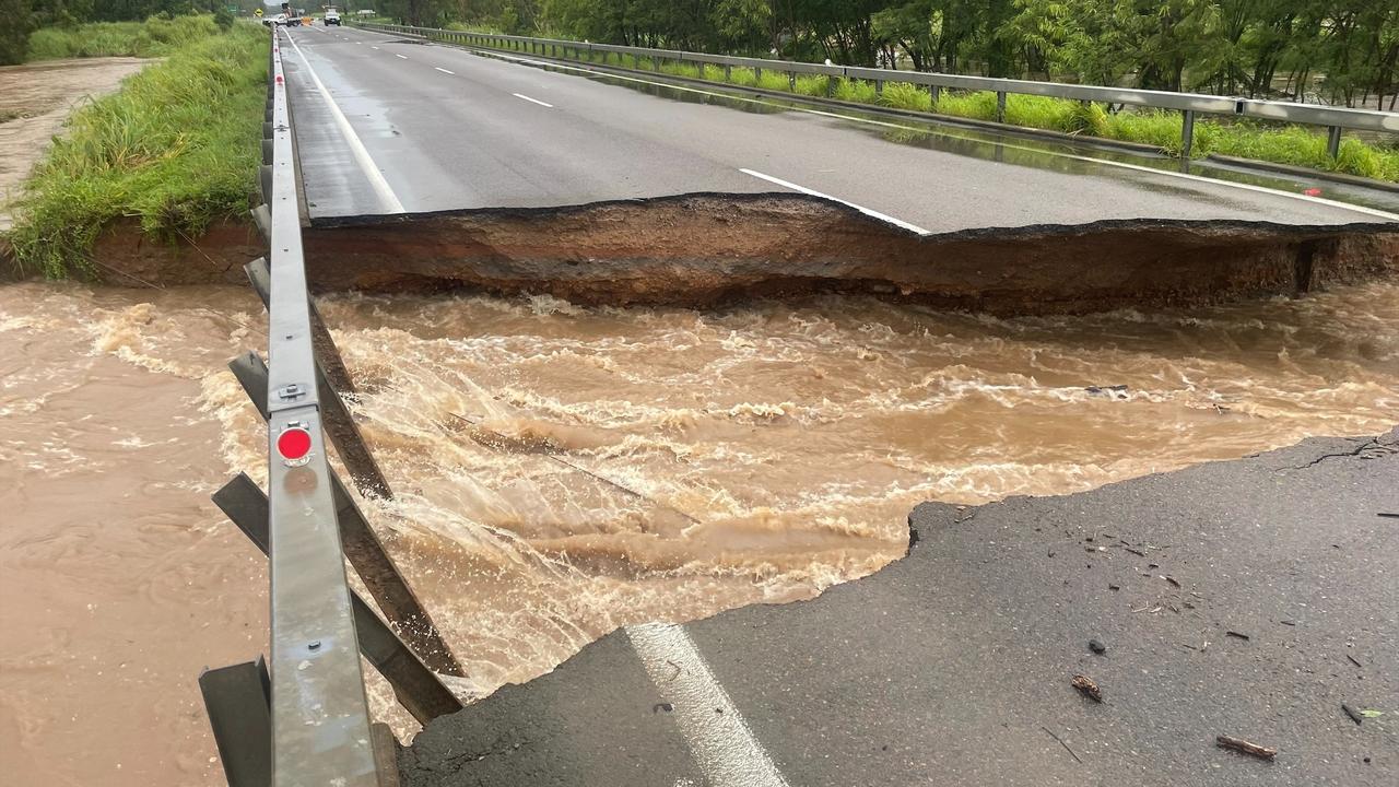 The Bruce Hwy has been completely cut in half at Ollera Ck, between Mutarnee and Balgal Beach