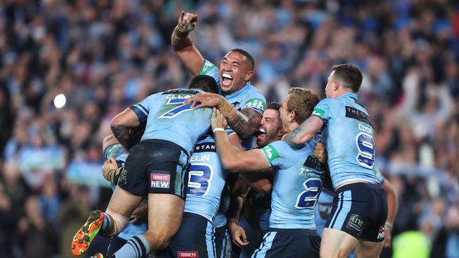 The Blues celebrate victory at full time in Game 2 of the NSW v QLD State of Origin series at ANZ Stadium, Sydney. Picture: Brett Costello