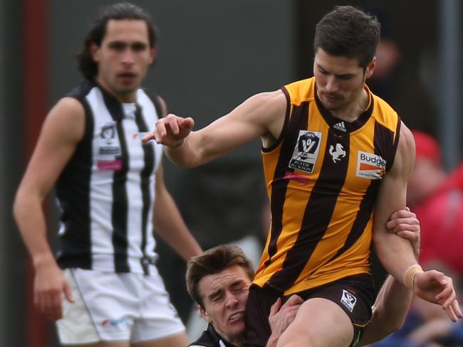 Nick Evans in action for Box Hill Hawks during his time in the VFL. Picture: Brendan Francis