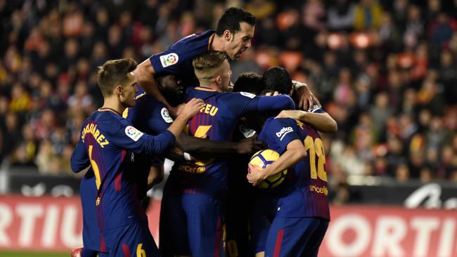 Barcelona V Valencia La Liga Highlights: Lionel Messi Goal, Ball ...