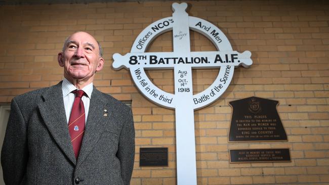 There has been a call for the state government to step in and save the battling East Malvern RSL, which is on the brink of closure.