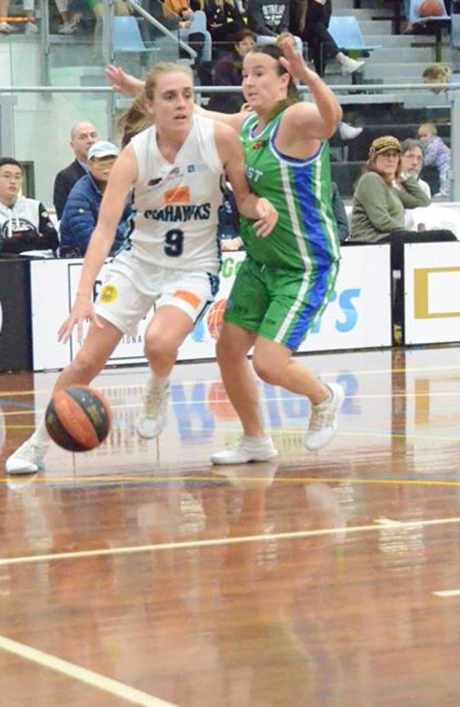 Lauren Jansen in action for the Seahawks. Picture: Fan Fair