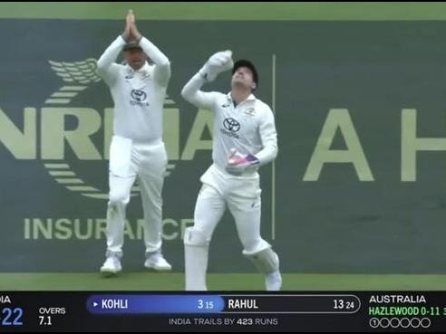 Brilliant Starc fielding helps setup Kohli wicket