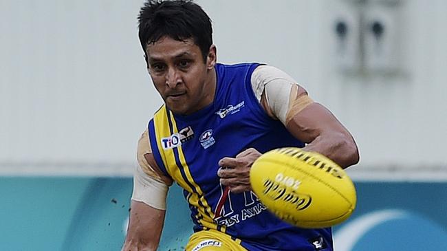 Wanderers' Aaron Motlop gets boot to ball. Picture: Keri Megelus