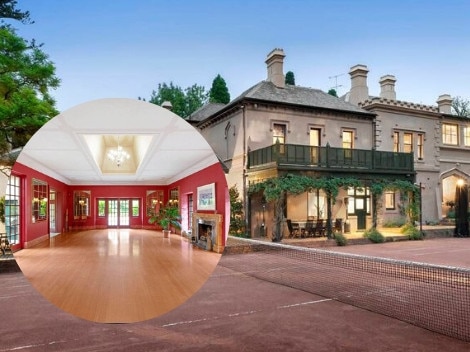 Poolman House art - for Herald Sun realestate: 255 Domain Rd, South Yarra