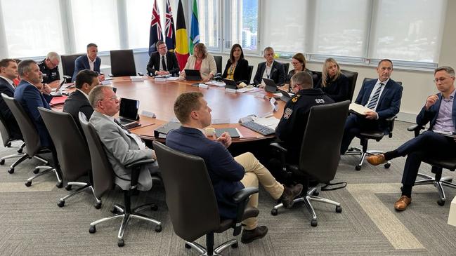 Premier Peter Malinauskas, Police Commissioner Grant Stevens, along with other ministers and senior public servants at a meeting of the Emergency Management Council of state cabinet on November 28, 2022 during a briefing on the River Murray floods crisis and the official response to Riverland flooding. Picture: State Government