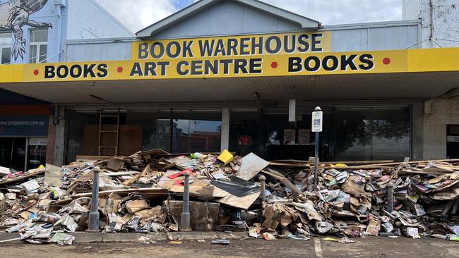 This family-owned Lismore bookstore has been put back together after the flood.