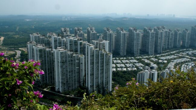 What This $100B Ghost City Says About China’s Real Estate Crisis