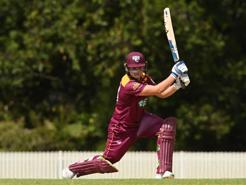 GOLD COAST, AUSTRALIA - OCTOBER 03: Georgia Voll of Queensland bats during the WNCL match between Queensland and the Australian Capital Territory at Bill Pippen Oval, on October 03, 2022, in Gold Coast, Australia. (Photo by Albert Perez/Getty Images)