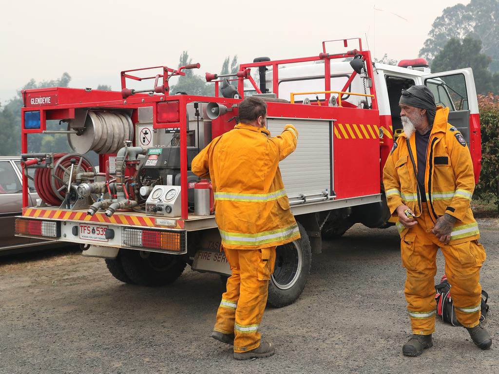 January 2019 Tasmanian Bushfires. Fire crew from Glendevie getting ready to head out to the fire front. Picture: NIKKI DAVIS-JONES