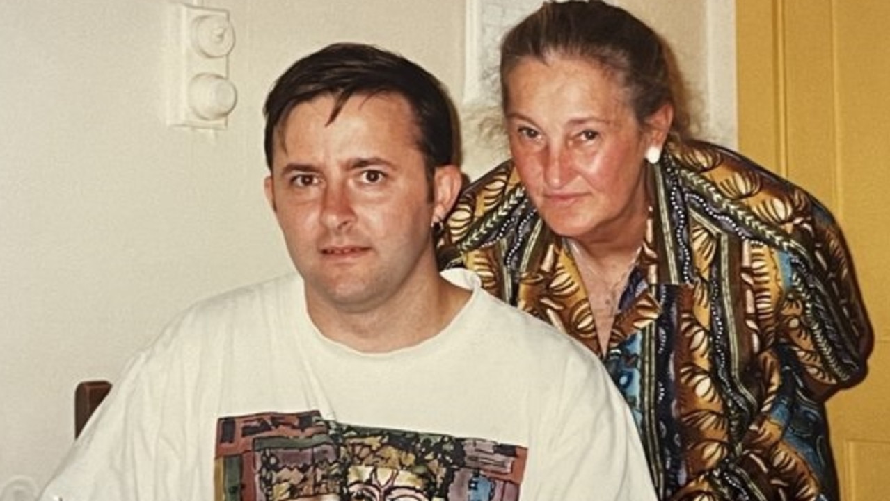 Anthony Albanese with his late mother Maryanne.