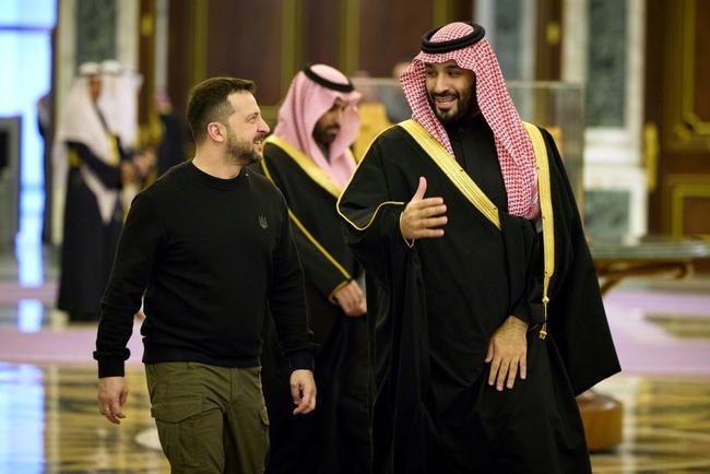 Ukrainian President Volodymyr Zelensky will meet Saudi's Crown Prince Mohammed bin Salman, then his team will stay on to meet US officials