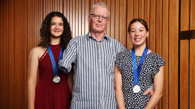 Colin Bailey with Aja and Ayumi. Picture: Tim Hunter.