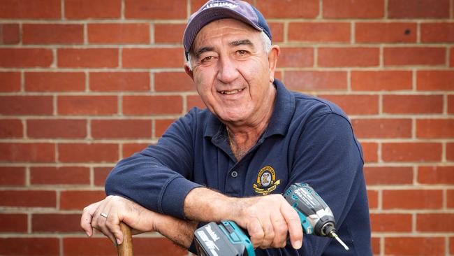 MELBOURNE, MAY 9, 2024: Eric Farraro, 66, picked up part time work as a handyman and golf caddy because of rising living costs. Picture: Mark Stewart