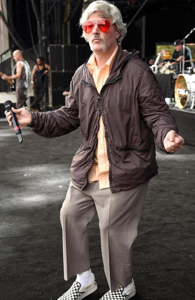 Limp Bizkit frontman Fred Durst unrecognisable at Lollapalooza 2021