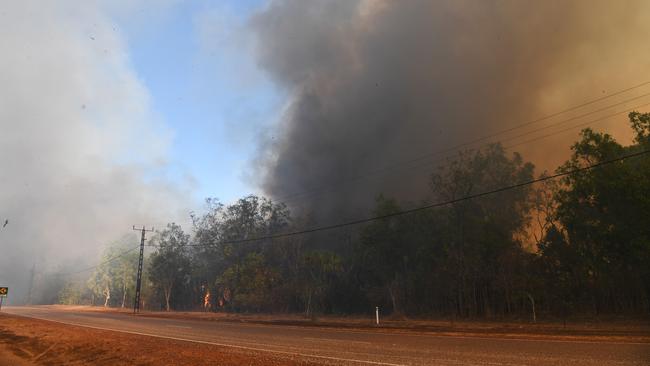 Police are warning motorists travelling through the vicinity of Ti Tree of a smoke hazard on the Stuart Hwy. Picture: Katrina Bridgeford