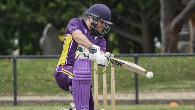 Oakleigh batsman Ryan Pearson hits out against Malvern. Picture: Valeriu Campan