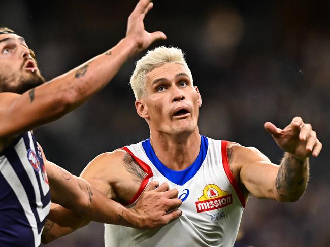 PERTH, AUSTRALIA - APRIL 27: Rory Lobb of the Bulldogs compete in a ruck contest with Luke Jackson of the Dockers during the 2024 AFL Round 07 match between the Fremantle Dockers and the Western Bulldogs at Optus Stadium on April 27, 2024 in Perth, Australia. (Photo by Daniel Carson/AFL Photos via Getty Images)