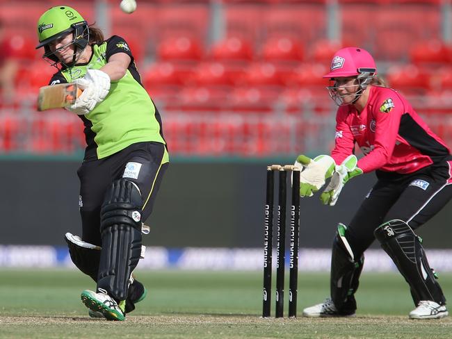 Rene Farrell will be retiring from One-Day International cricket.