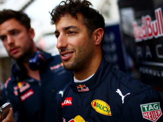 F1: Red Bull Renault power unit testing, Daniel Ricciardo Barcelona ...