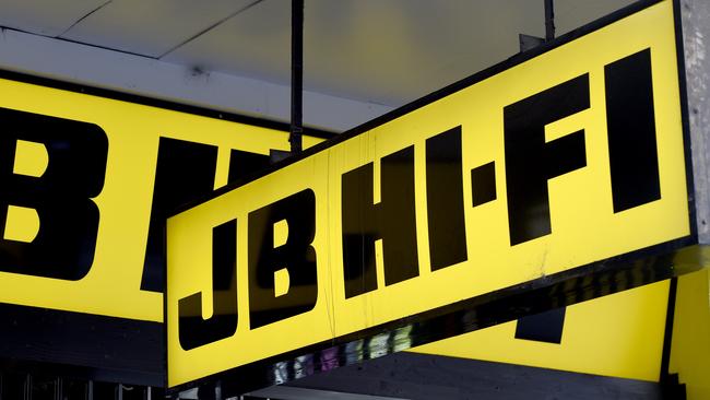 MELBOURNE, AUSTRALIA - NewsWire Photos FEBRUARY 14, 2022: Generic images of JB Hi-Fi retail store on Chapel Street Prahran in inner Melbourne. Picture: NCA NewsWire / Andrew Henshaw