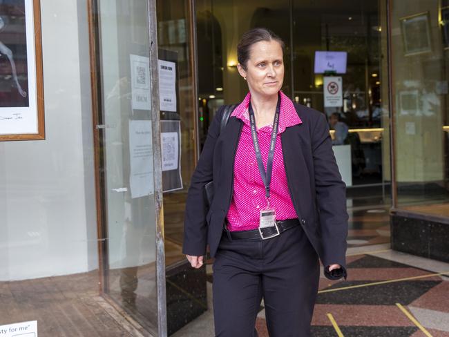 SYDNEY, AUSTRALIA.  NewsWire Photos. JUNE 6TH, 2023 , Detective Sergeant Laura Beacroft  leaves the Downing Centre in Sydney after giving evidence in regards to the Chris Dawson case., Picture: NCA NewsWire /Christian Gilles