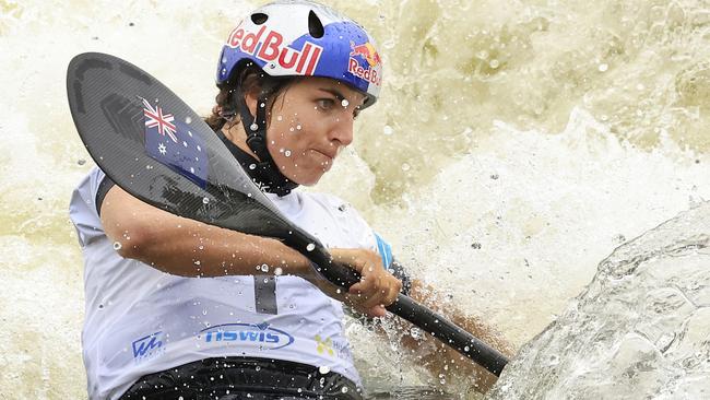 Jessica Fox at the 2022 Canoe Slalom Australian Open at Penrith Whitewater Stadium.