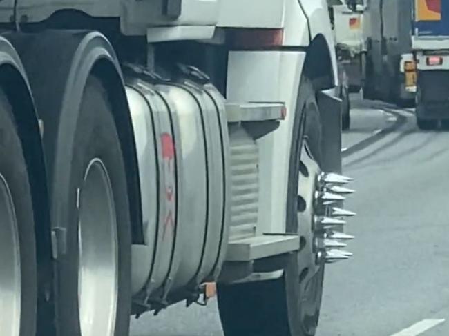 A truck with dangerous modifications has been filmed travelling down a Melbourne motorway putting other road users at risk. Picture: Reddit