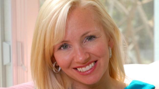 Former Cheerleader Molly Shattuck Charged With Having Sex With 15 Year 