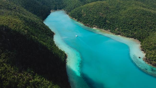 Nara Inlet, Hook Island Whitsundays.