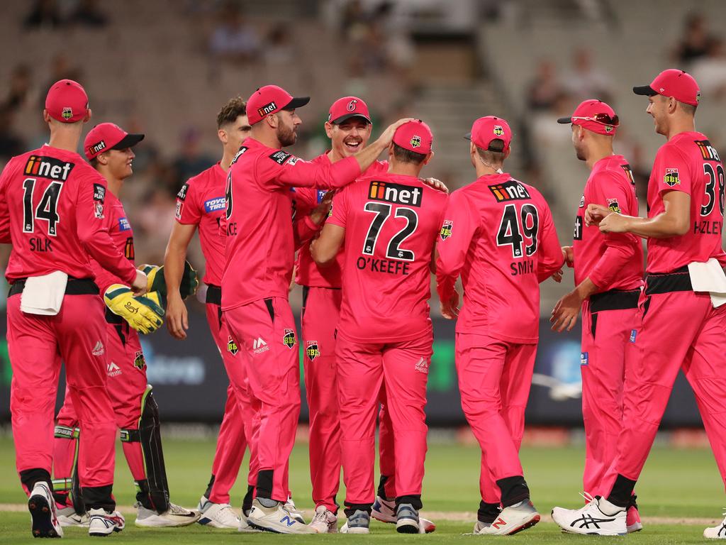 Sydner Sixers dominated their clash with the Melbourne Stars