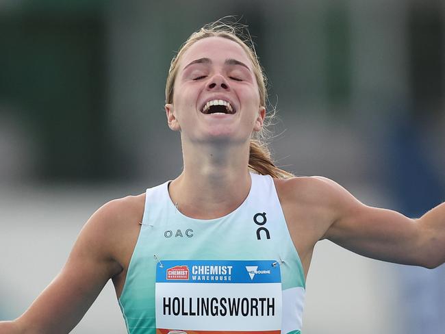 MELBOURNE, AUSTRALIA - FEBRUARY 15: Claudia Hollingsworth wins the women's 800 metre final during the 2024 Maurie Plant Meet at Lakeside Stadium on February 15, 2024 in Melbourne, Australia. (Photo by Daniel Pockett/Getty Images)