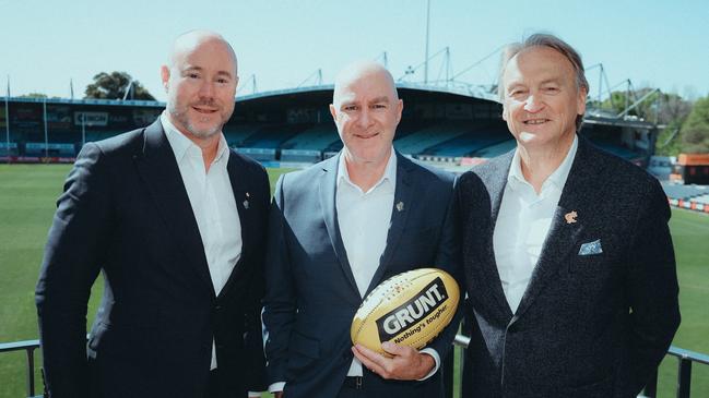 Graham Wright (centre) has unofficially started at Carlton. Pictures: Carlton FC