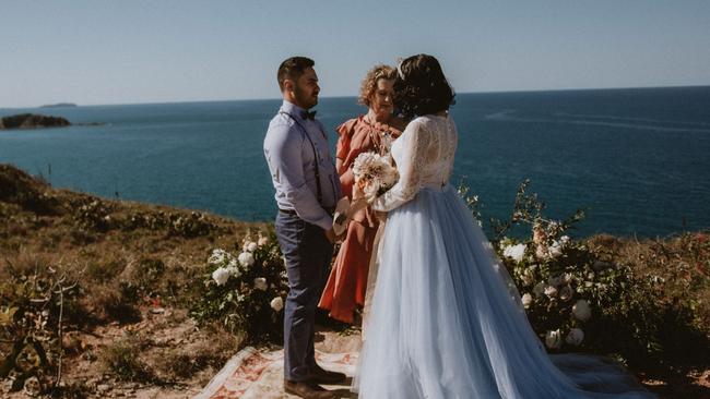 Clifftop wedding: Kiah Joyce and Joseph Collins-Soo Ulugia, PHOTOGRAPHYThe Amber Light Photography