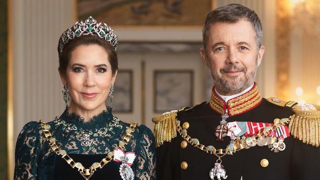 Her Majesty Queen Mary and His Majesty King Frederik X of Denmark.   In connection with the succession of the throne on 14 January 2024, the first official gala portrait of Their Majesties The King and Queen is now published. The portrait shows Their Majesties in gala with the Order of the Elephant on chains, and the portrait can henceforth be seen hung in, among other places, state institutions, including at Danish embassies and consulates around the world and on Danish vessels.  Picture: Steen Evald