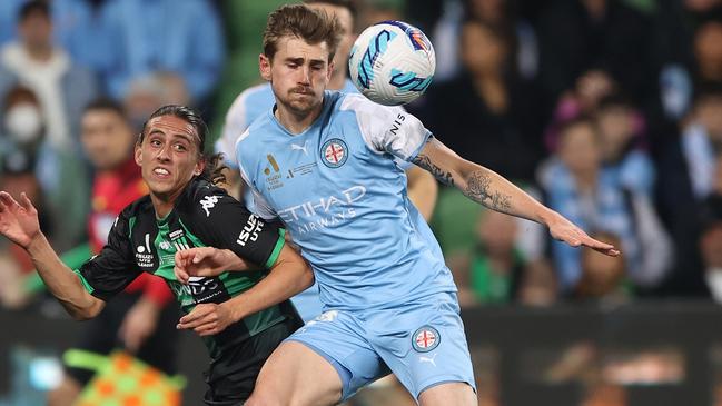 Lachlan Wales clashes with Connor Metcalfe during the A-League Men’s decider.