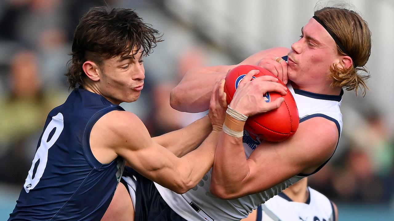 MELBOURNE, AUSTRALIA - JULY 16: Harley Reid of Vic Country marks the ball during the 2023 U18 Boys Championships match between Vic Country and Vic Metro at Ikon Park on June 16, 2023 in Melbourne, Australia. (Photo by Morgan Hancock/AFL Photos via Getty Images)